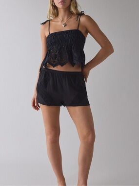 NWOT Kimchi Blue Alessia Lace Cropped Babydoll Cami